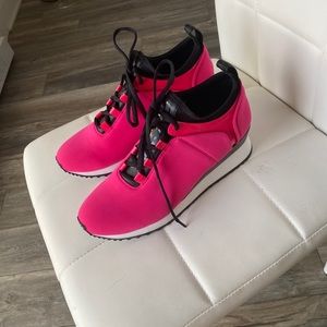 Rudsak running shoes